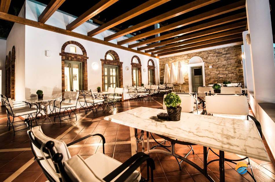 Porto Naxos Hotel, restaurant