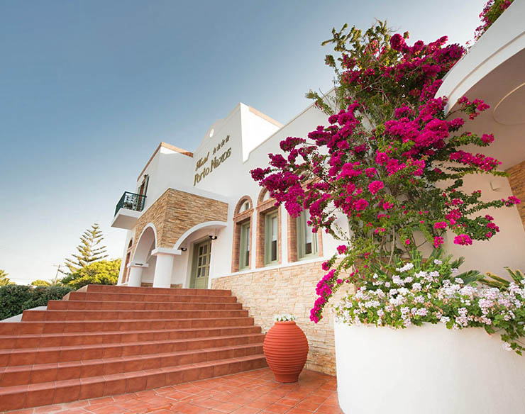 Porto Naxos Hotel