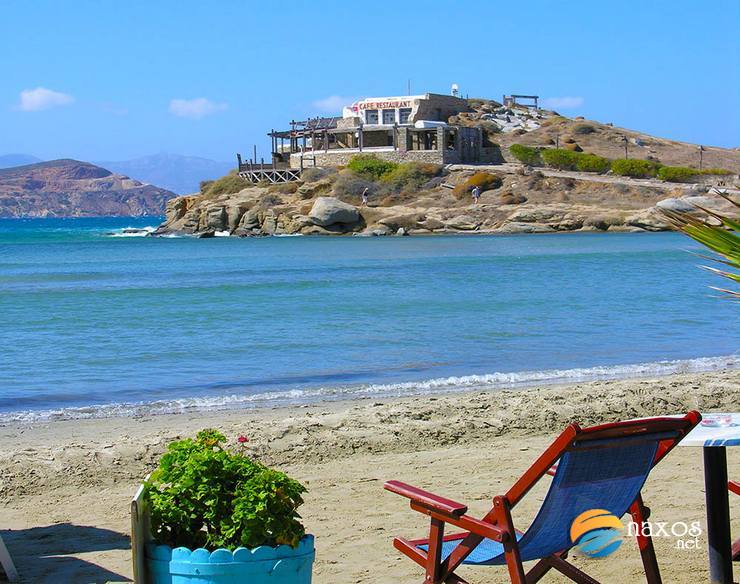 Saint George beach, Naxos Town