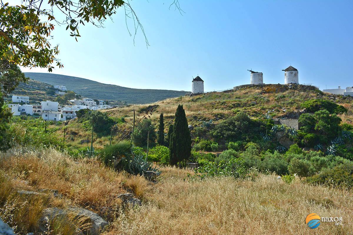 Tripodes Vivlos village, Naxos