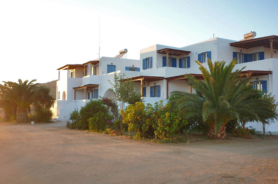 Joanna's Apartments in Mikri Vigla, Naxos