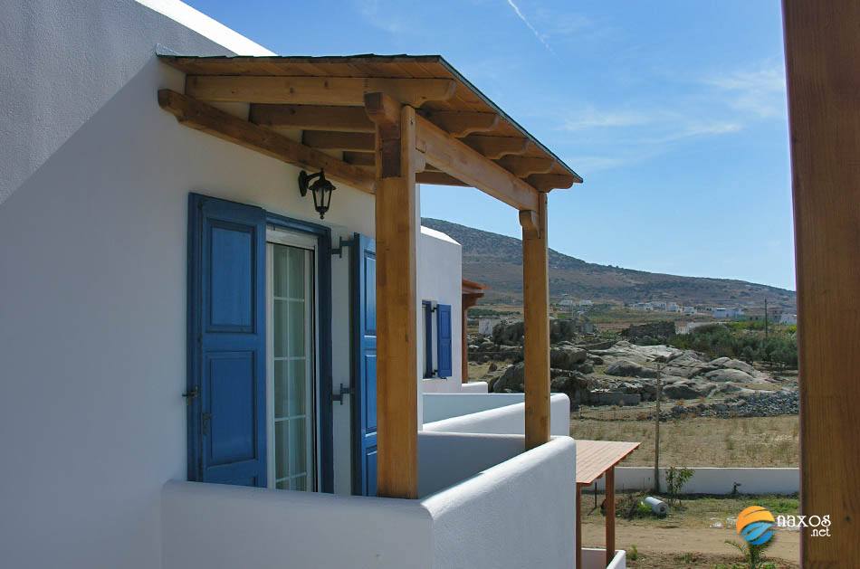 Joanna's Apartments in Mikri Vigla, Naxos