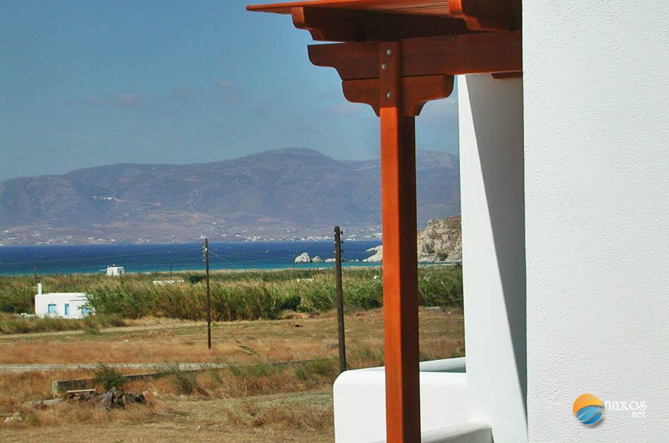 Joanna's Apartments in Mikri Vigla, Naxos