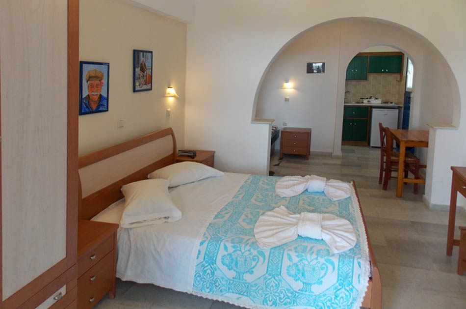 Stella Apartments, Plaka beach, Naxos Greece