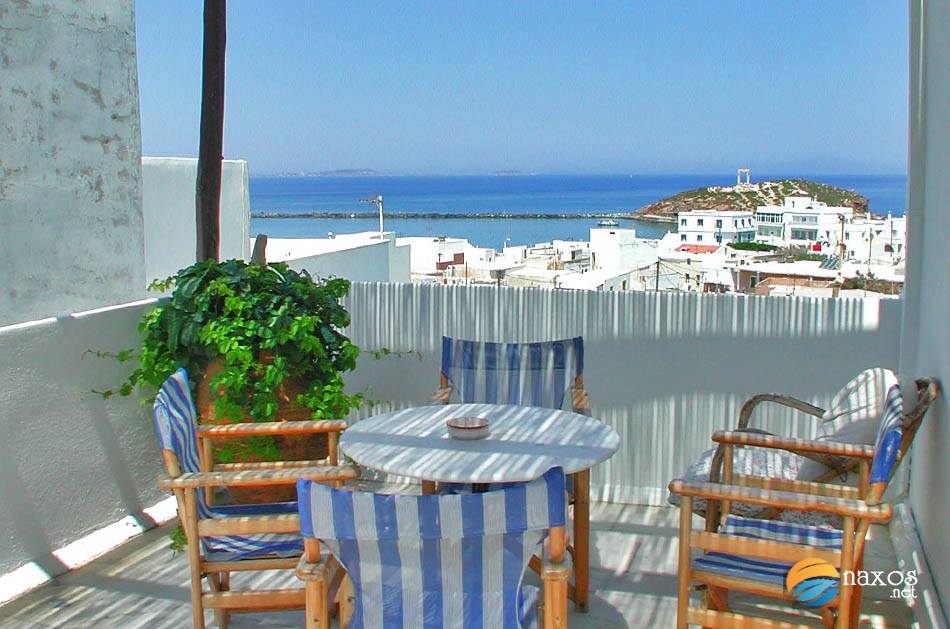 Chateau Zevgoli rooms and suites, Naxos Town