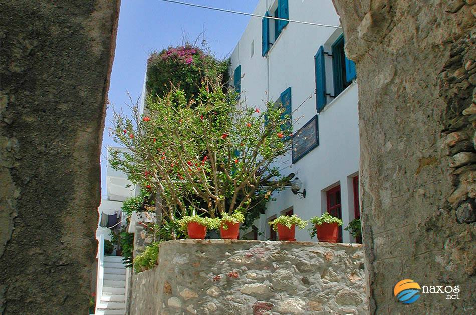 Chateau Zevgoli rooms and suites, Naxos Town