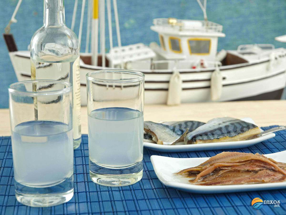 Naxos food - Enjoy ouzo snacks by the sea