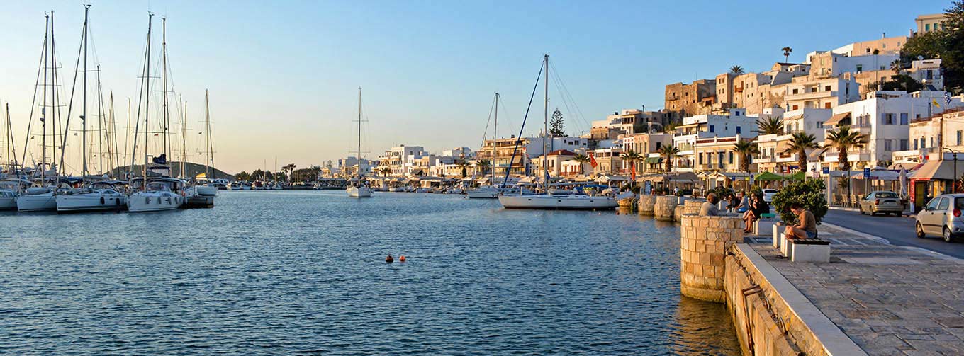 Naxos Town, port