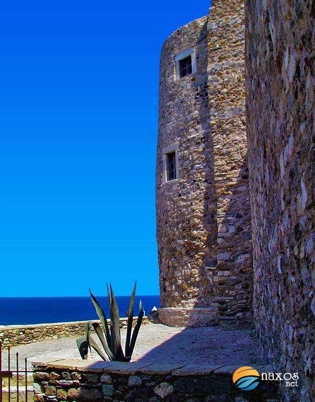 Crispi Glezos tower, Naxos